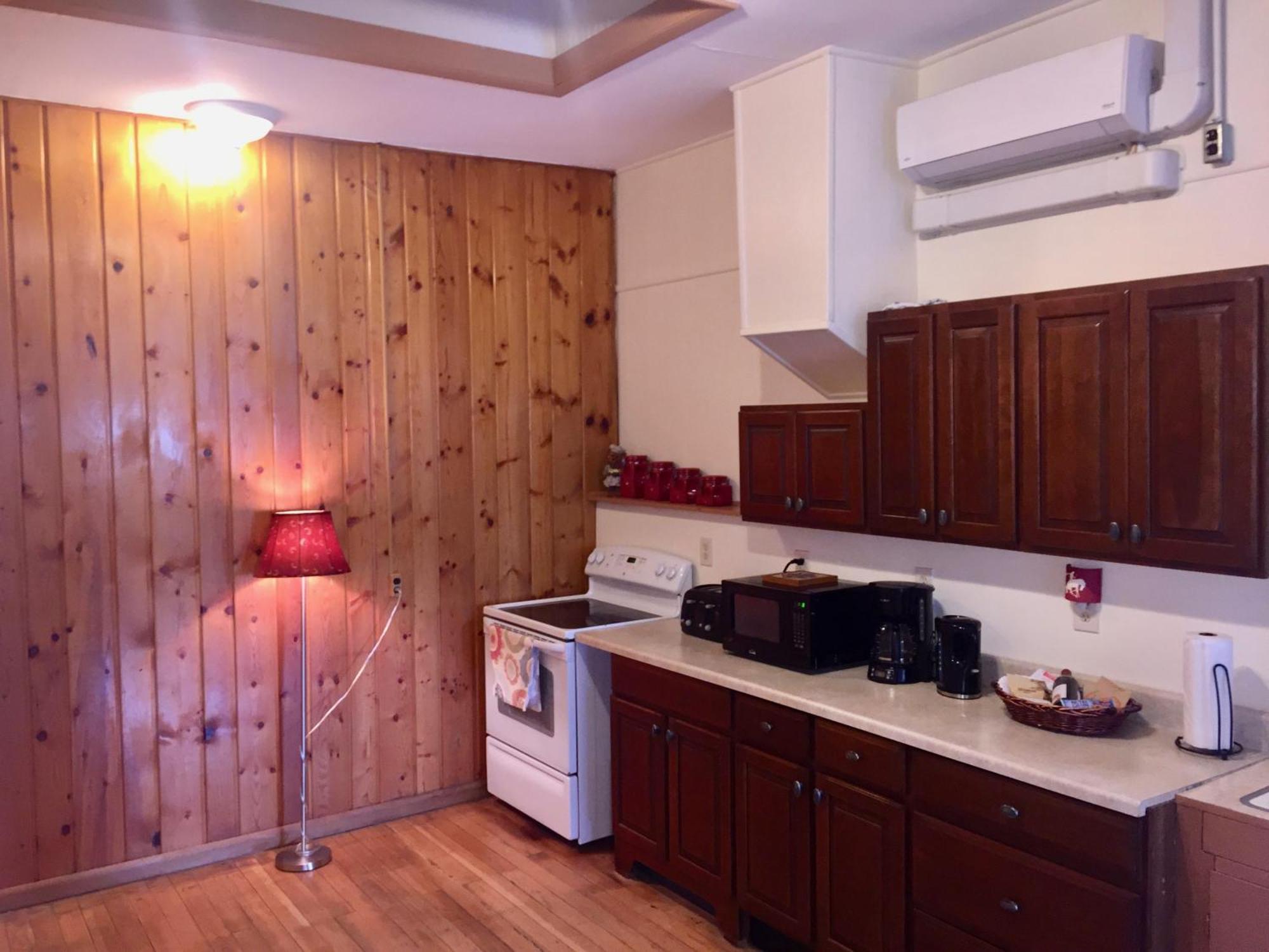 באפלו Historic Capitol Hotel Vacation Suites Downtown חדר תמונה