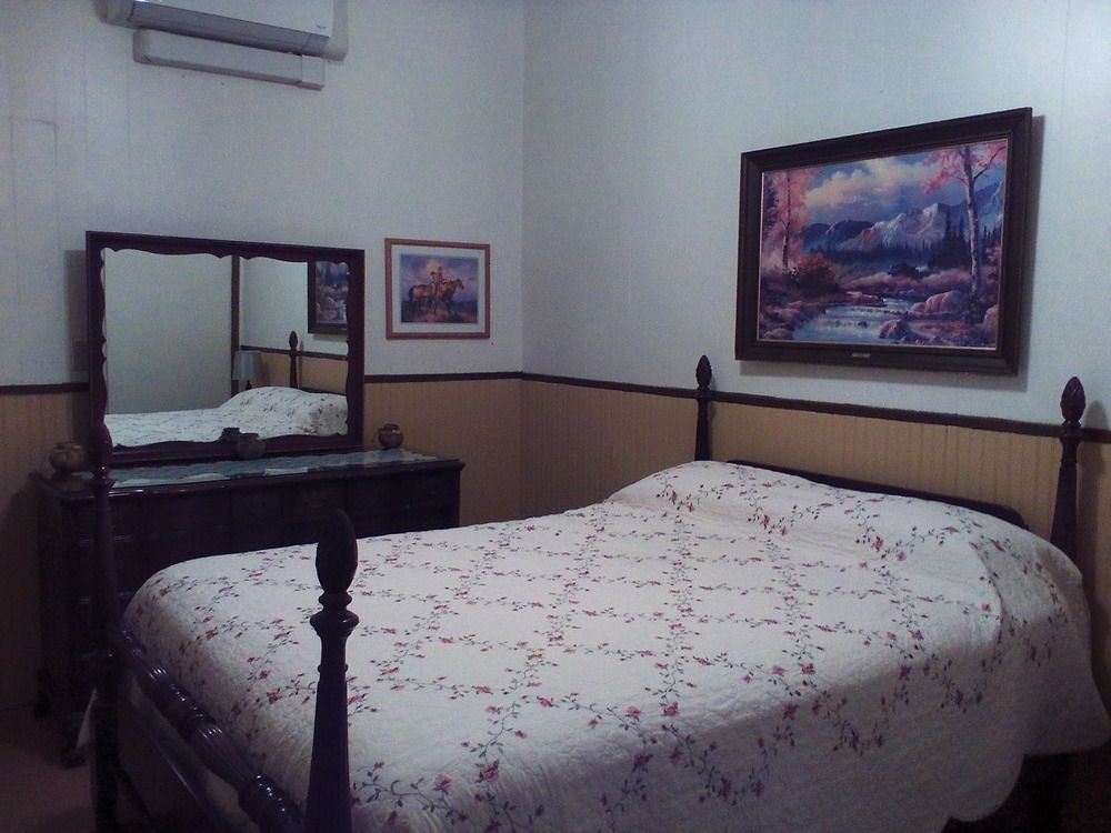 באפלו Historic Capitol Hotel Vacation Suites Downtown מראה חיצוני תמונה