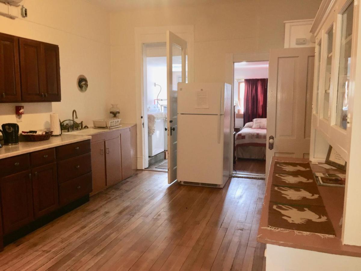 באפלו Historic Capitol Hotel Vacation Suites Downtown מראה חיצוני תמונה